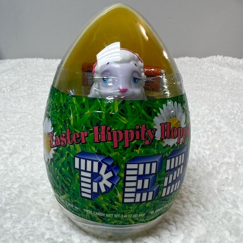 Pez 2005 Rare Easter Lamb in Yellow & Clear Sealed Egg Container
